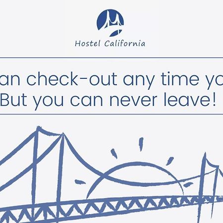 Hostel California バトゥーミ エクステリア 写真